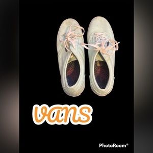VANS off the wall shoes sneakers low rise ankle shoes - Size 6.5